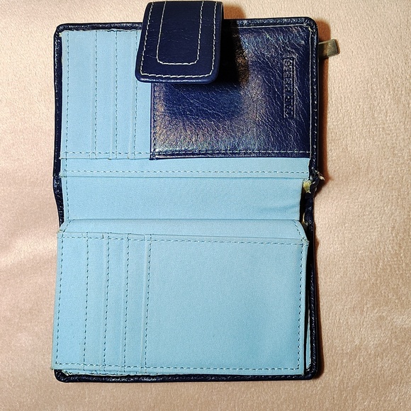 Fossil TAR HEELS Wallet - Picture 4 of 5
